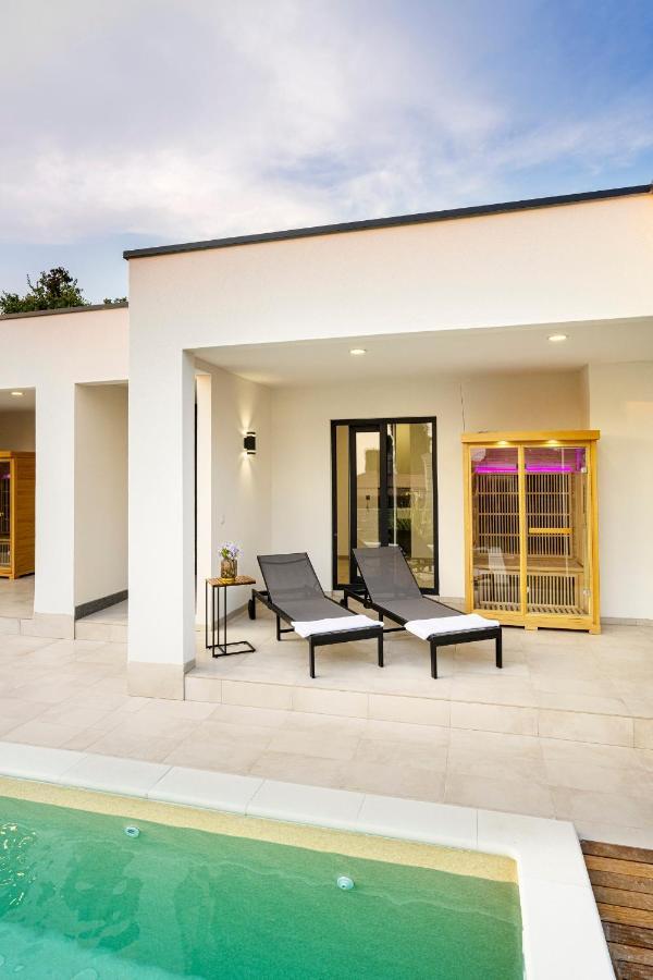 Goldimare Garden Residence Umag Bagian luar foto